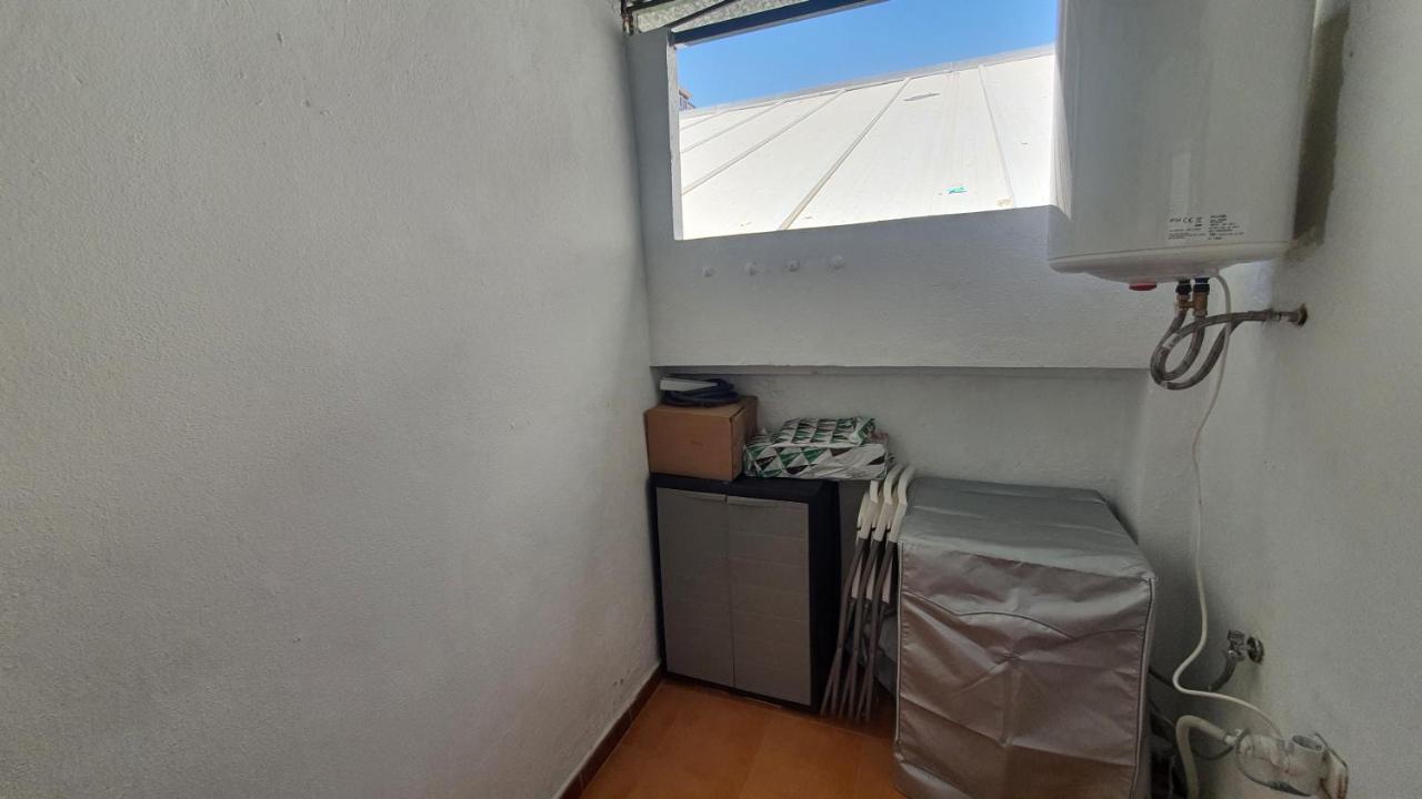 Apartamento centro playa estación de tren Málaga Exterior foto