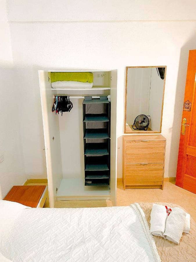 Apartamento centro playa estación de tren Málaga Exterior foto